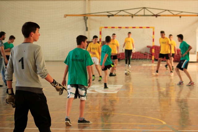 Filloi liga shkollore në futboll të vogël